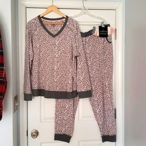 Cuddl Duds Animal Print Lounge Set